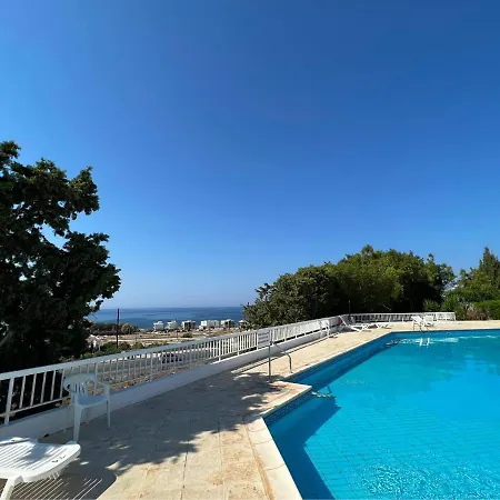 Townhouse Coastal Blu By Ezoria Villas Holiday home