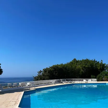 Townhouse Coastal Blu By Ezoria Villas Holiday home